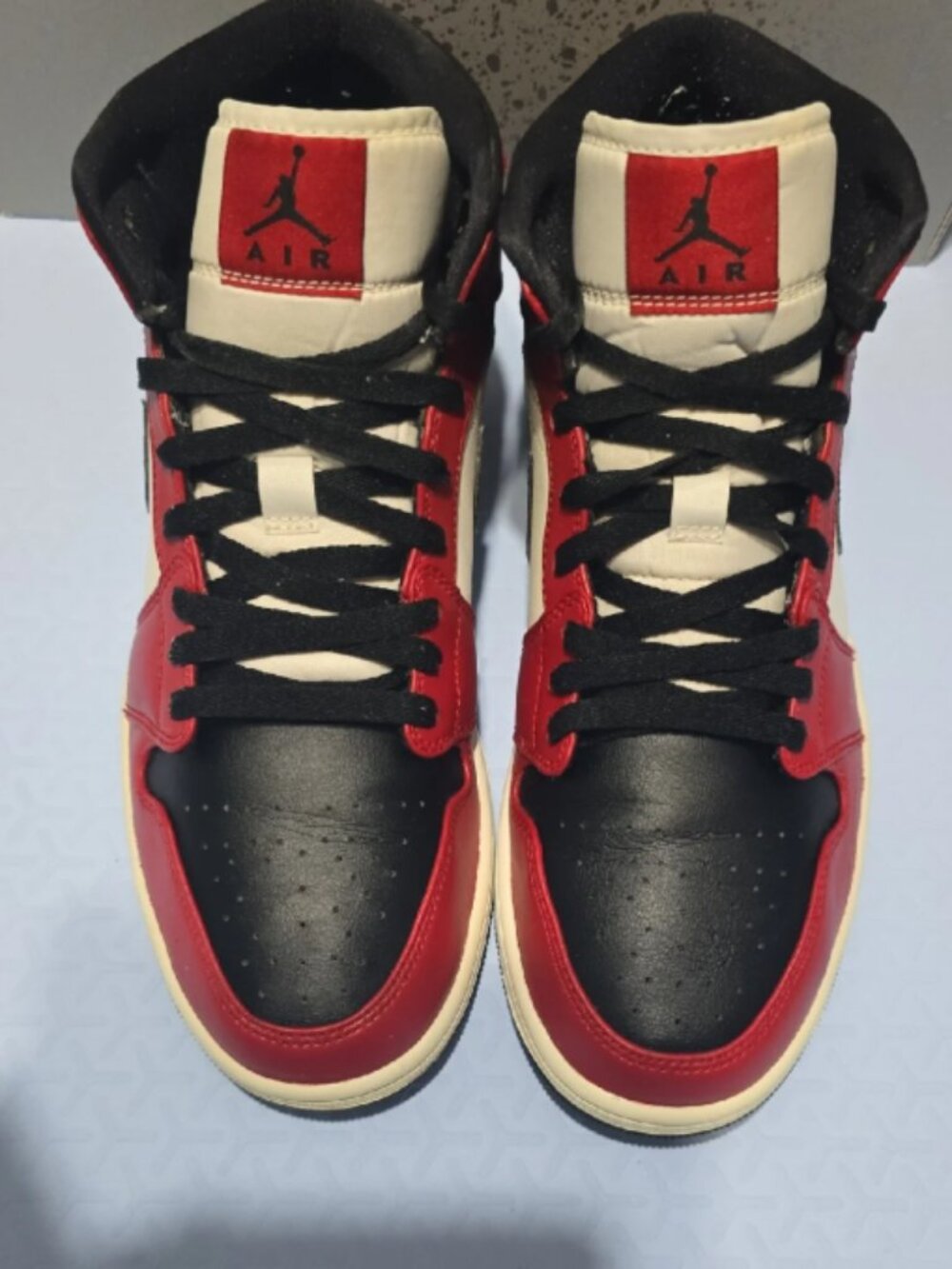 Jordan 1 Mid Black Toe- 10.5 Mens